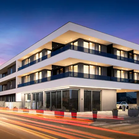 Fly - S3 - Mpolo Pensión