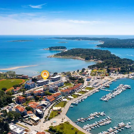 Pensión Fly - S3 - Mpolo Medulin