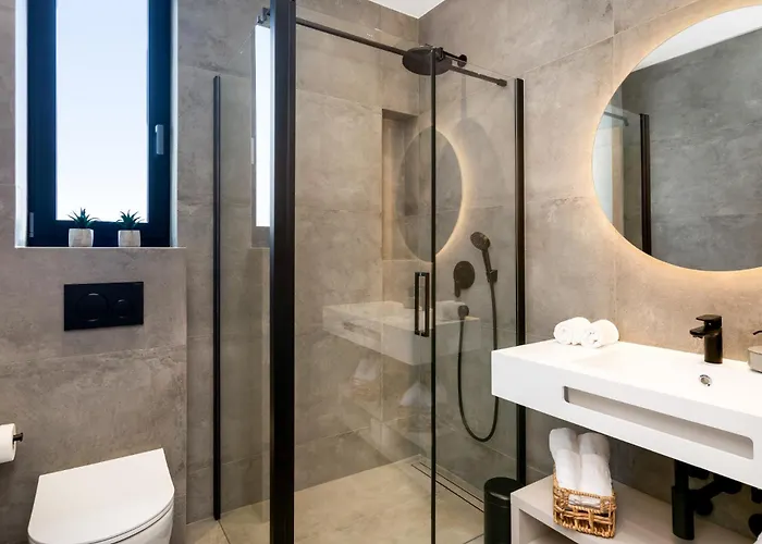 Gasthuis Fly - S3 - Mpolo Medulin