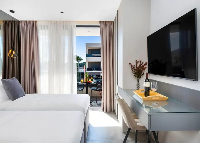 Fly - S3 - Mpolo Gasthuis